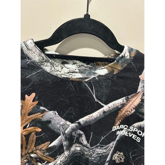 DARC SPORTS WOLVES TEE - Picture 5 of 10